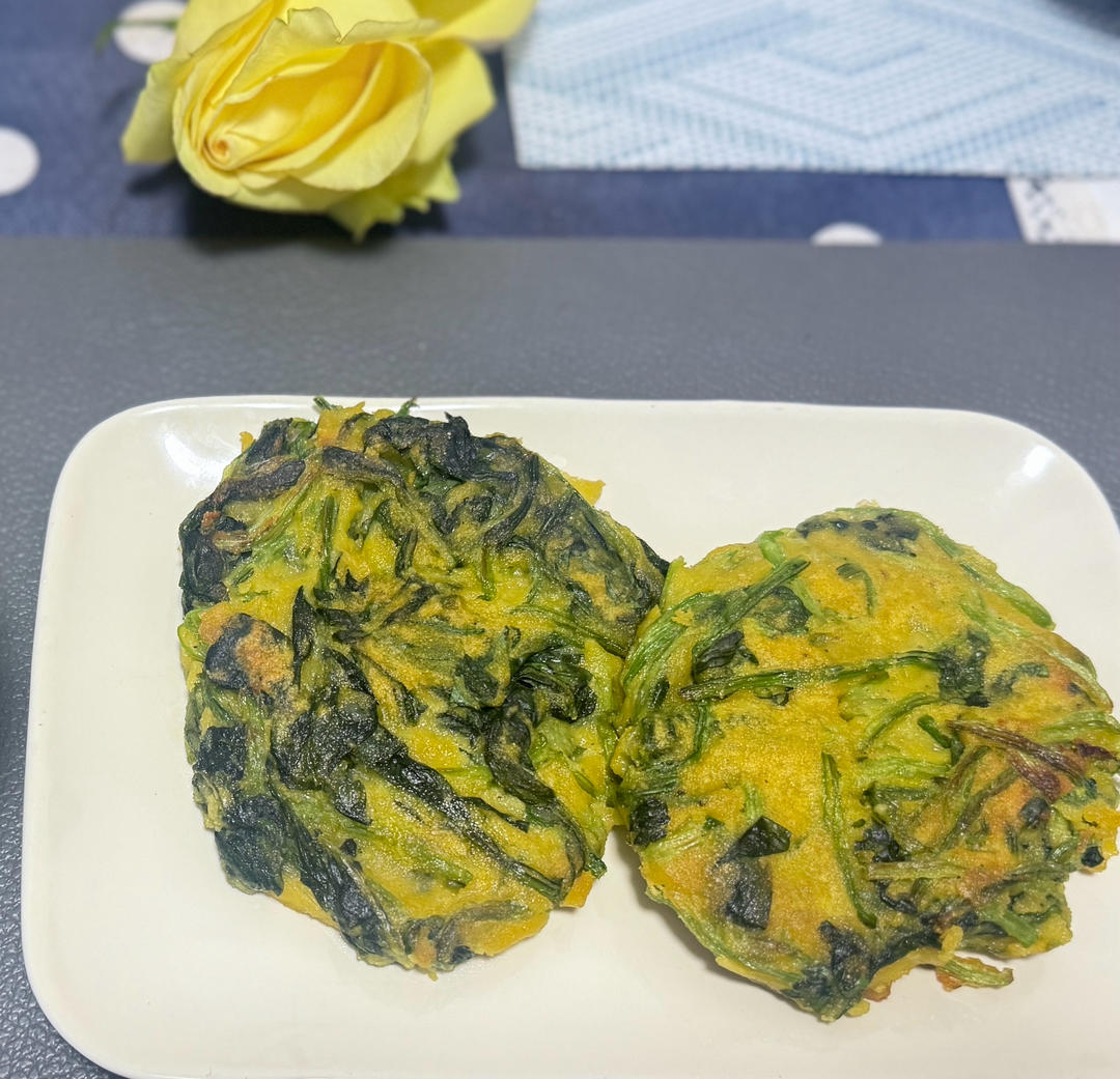 菠菜玉米面饼