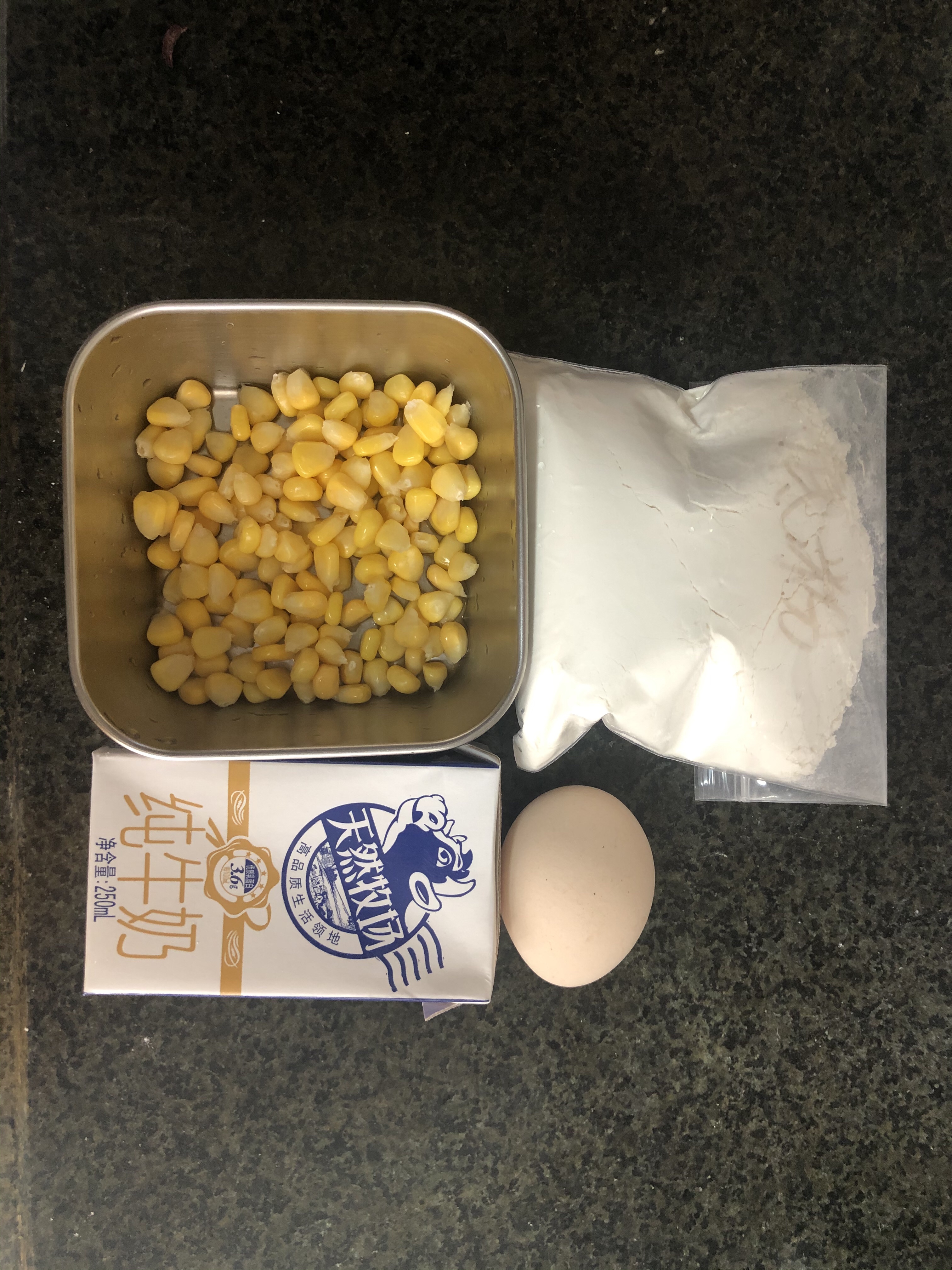 宝宝辅食：奶香玉米蒸糕（7m+）的做法 步骤1