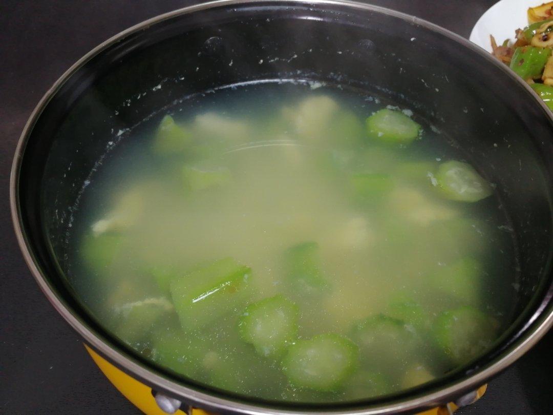 丝瓜蛋汤