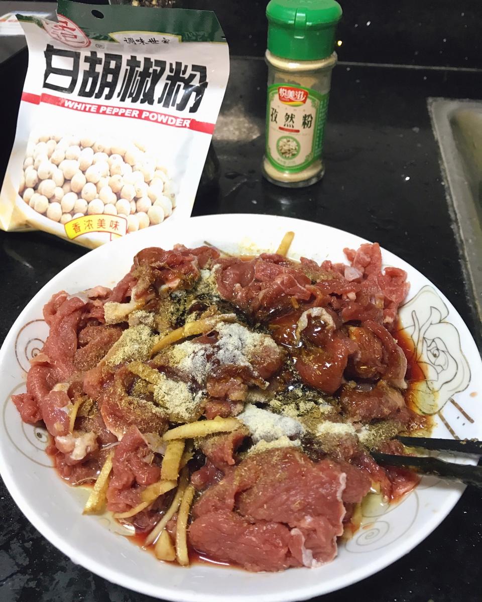 孜然大葱炒牛肉