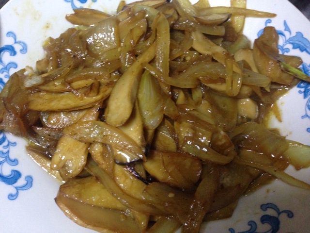 洋葱遇到杏鲍菇