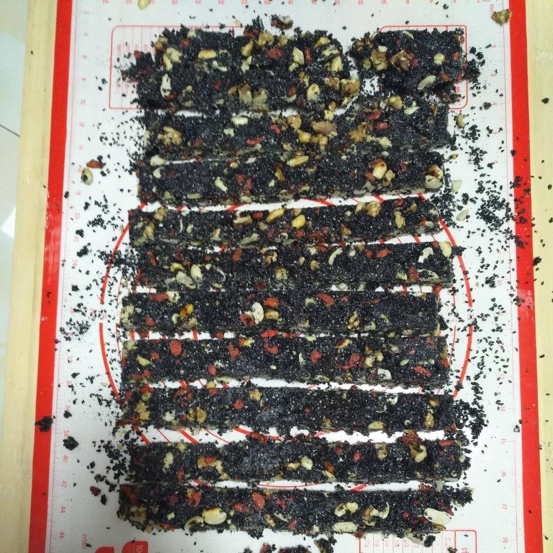 枸杞核桃花生黑芝麻片