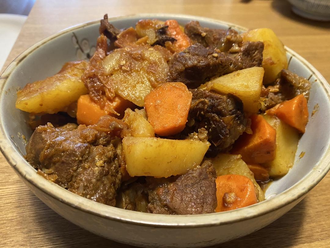 红烧牛肉土豆 （独家秘制）