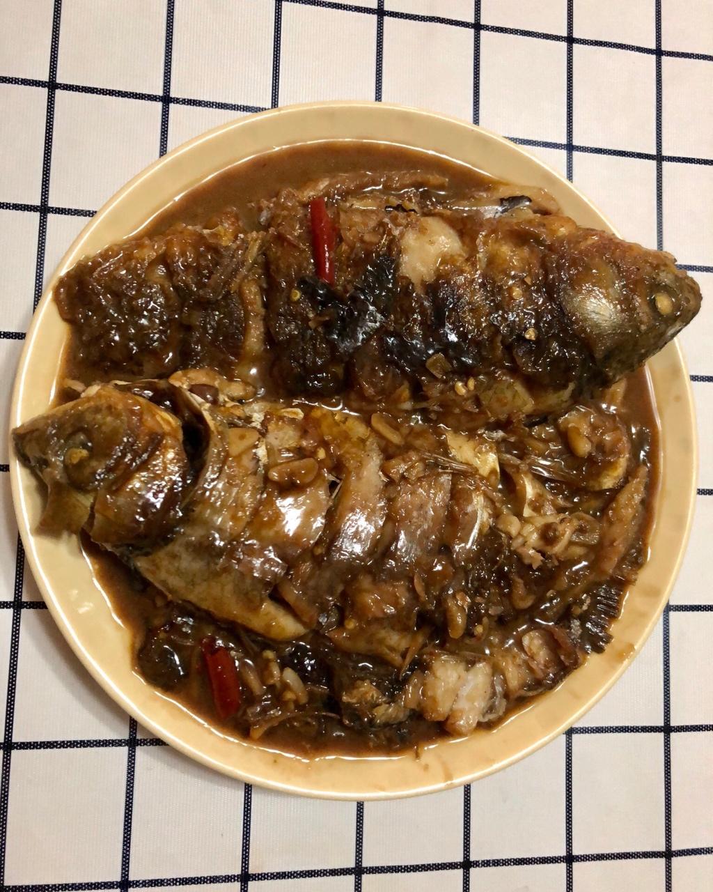 红烧鲫鱼