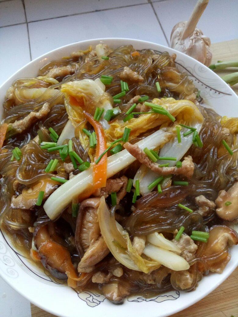 家常白菜炖粉条（粉条不粘锅秘方）