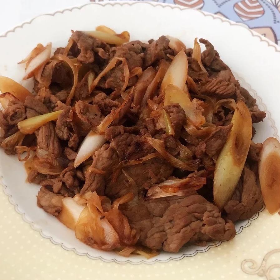【嗷呜】老北京葱爆羊肉