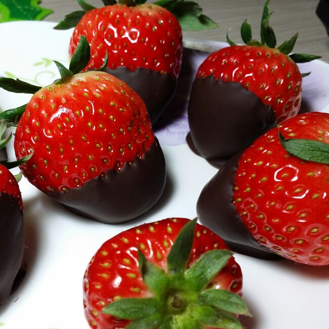 巧克力草莓伯爵