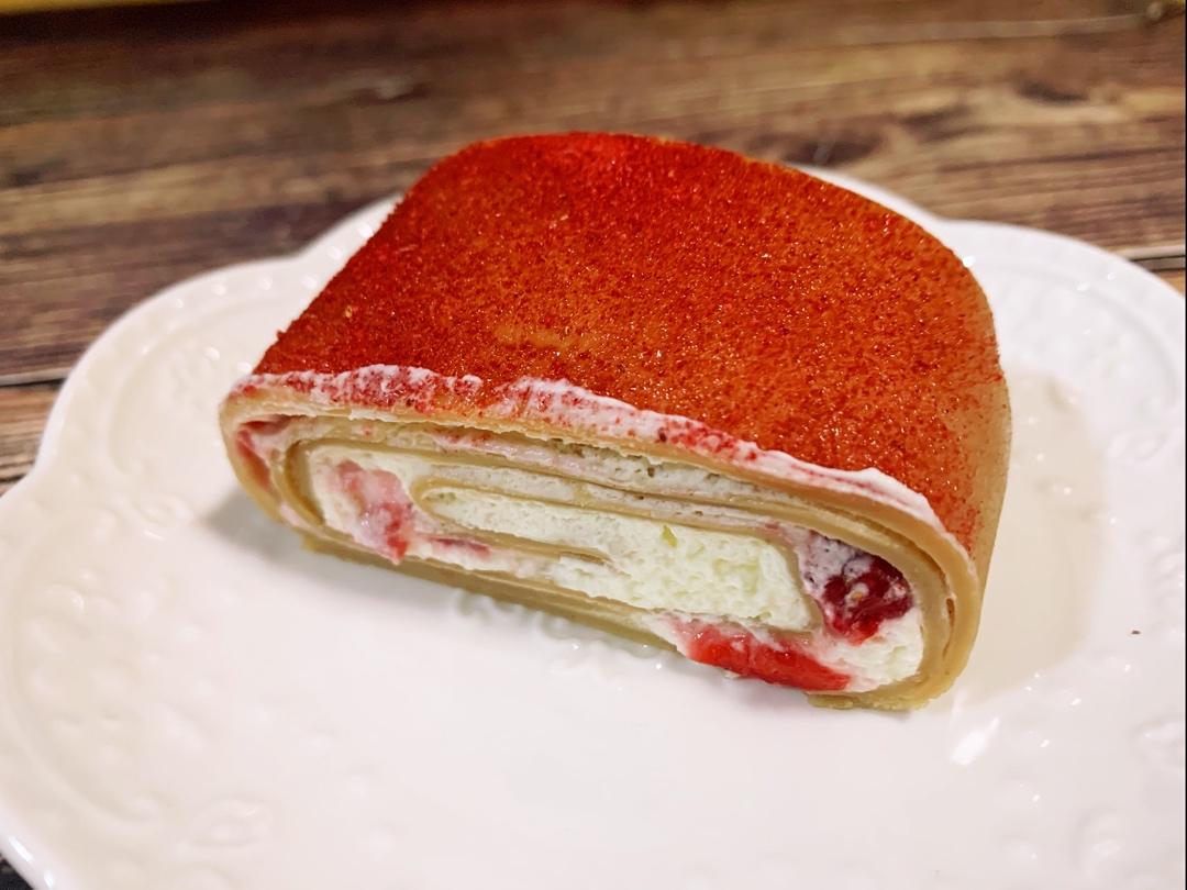 草莓毛巾卷不用烤箱快手千层蛋糕万能方子低糖赤藓糖醇