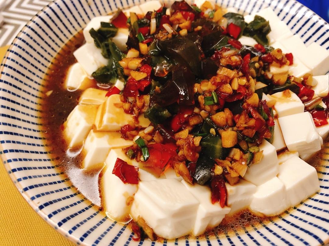 皮蛋拌豆腐（从这道菜说起，如何拌出好吃的凉拌菜）