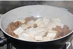 小肠豆腐煲的做法 步骤5