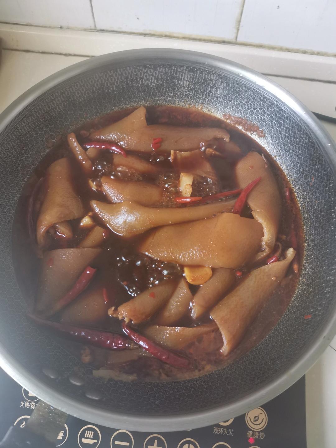 厨师长教你：“酱香头卤”的江湖做法，里面满满的小技巧，收藏了