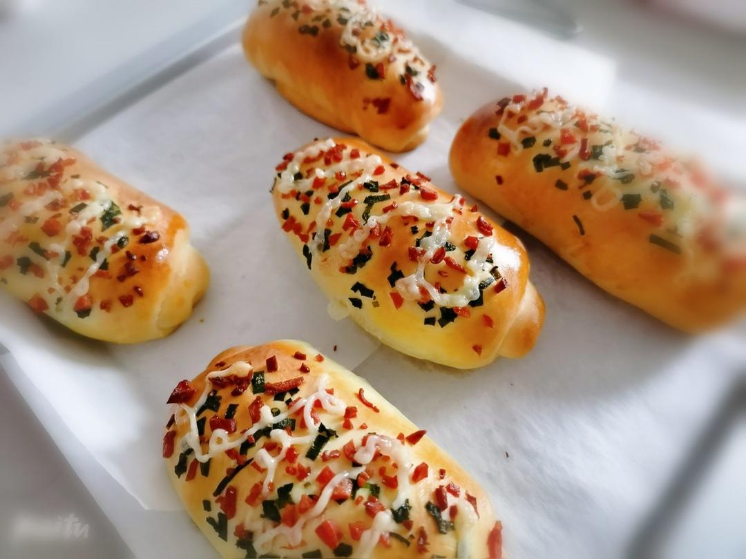香葱火腿肉松面包