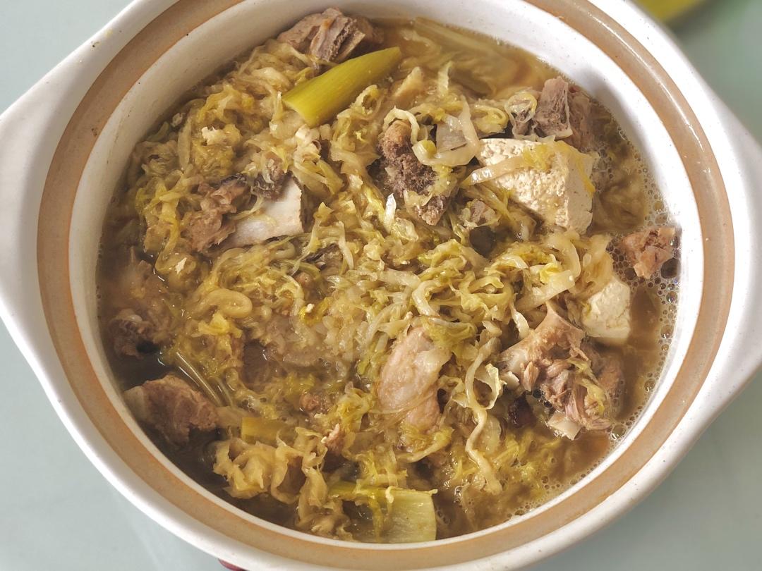 东北菜【排骨酸菜炖粉条】