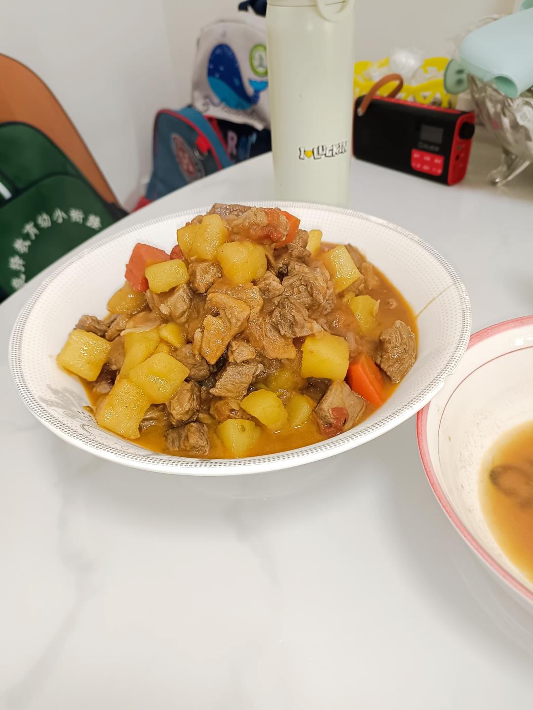 番茄土豆炖牛腩