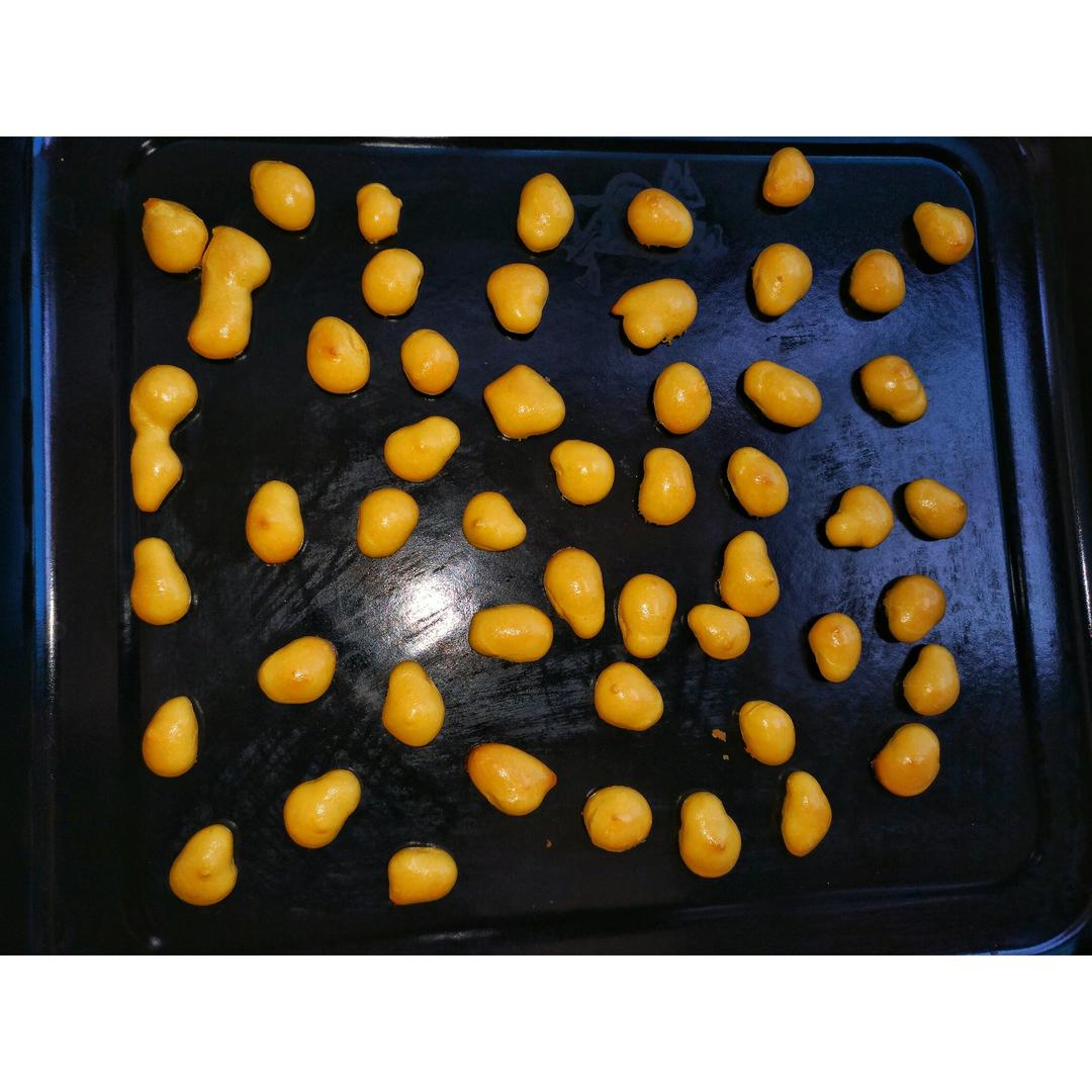 入口即化的无添加蛋黄溶豆