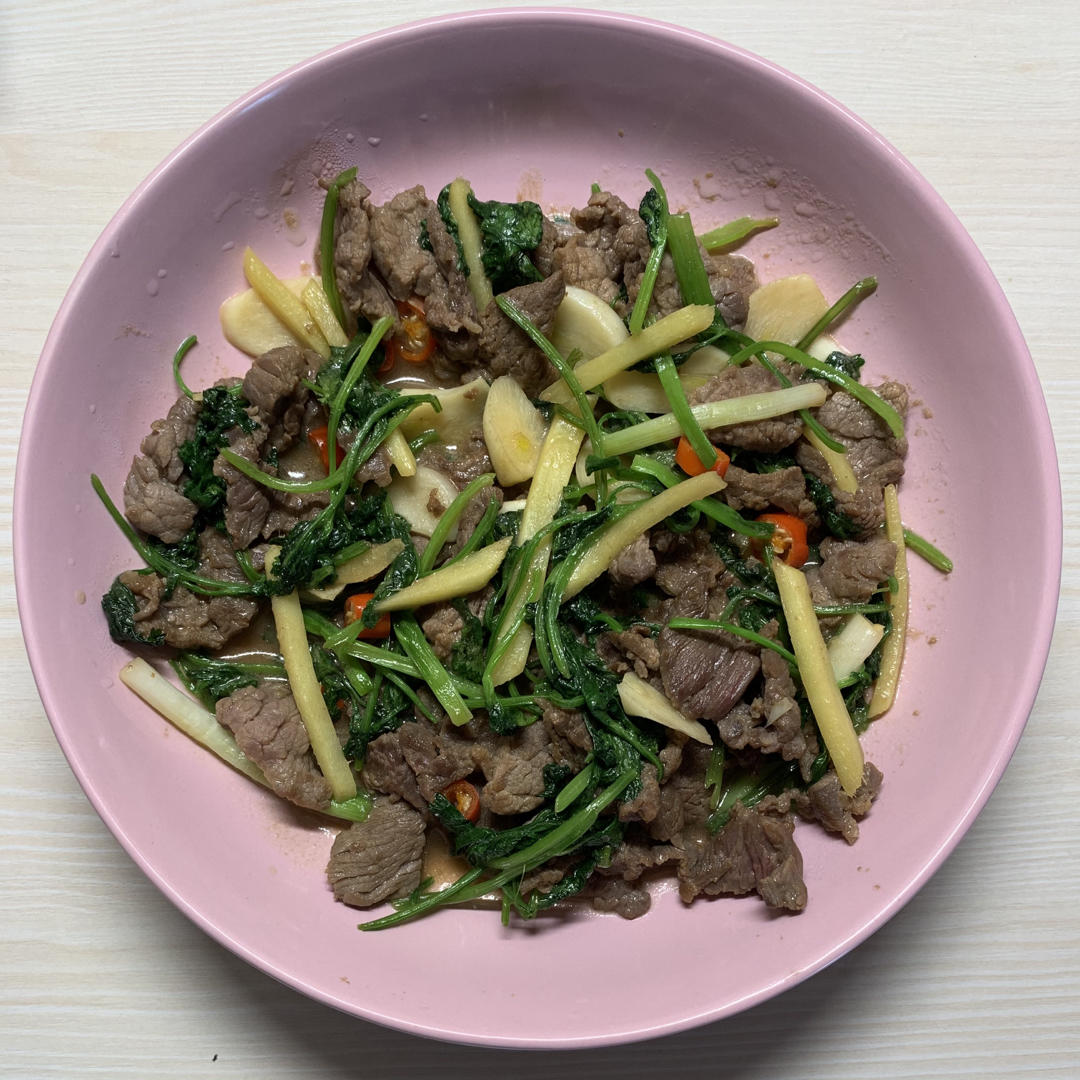 小炒牛肉（小白也可以做的超好吃！！）