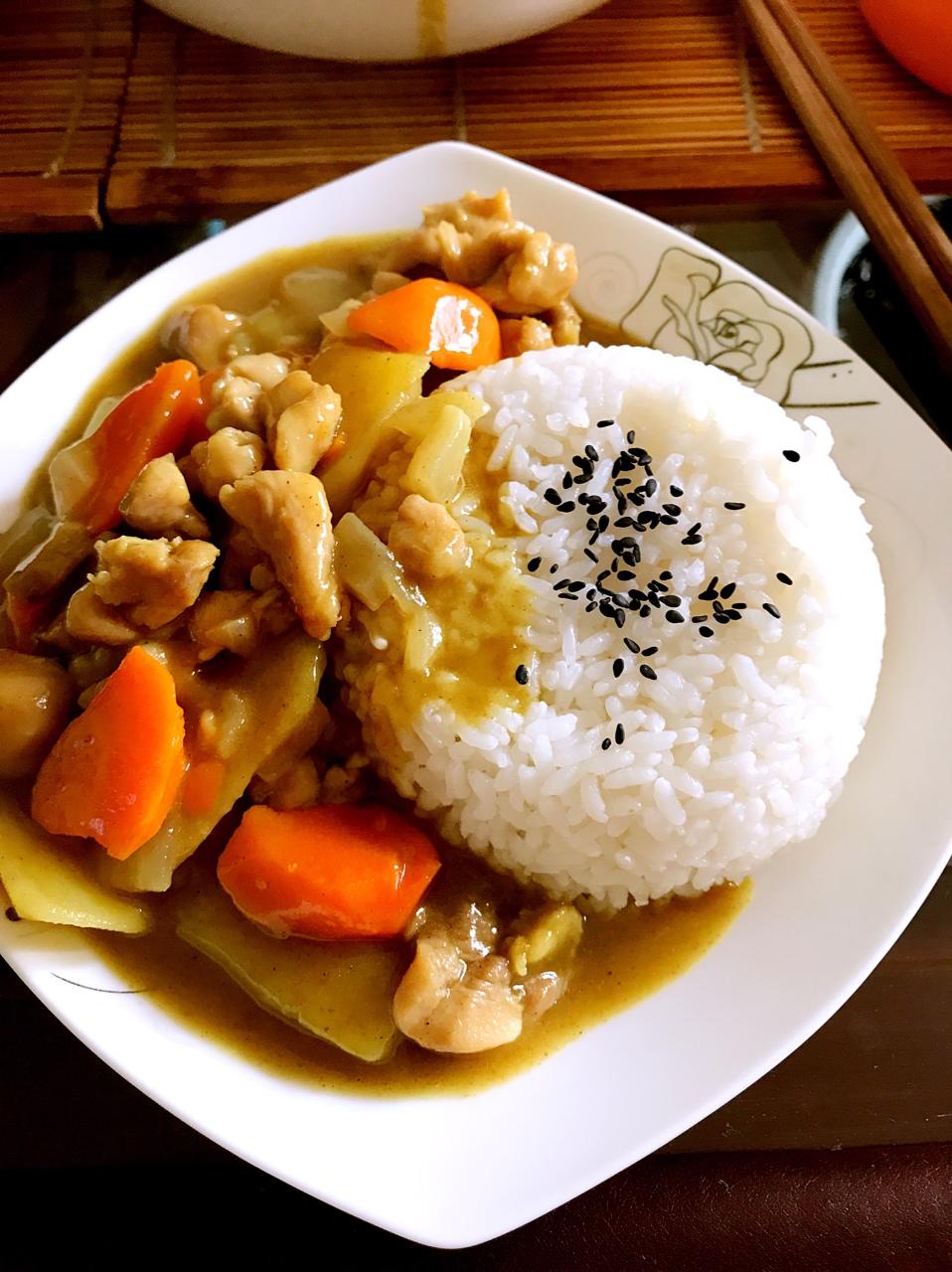 零失败日式咖喱鸡肉饭！！最正宗日本家庭做法！简单又好吃！