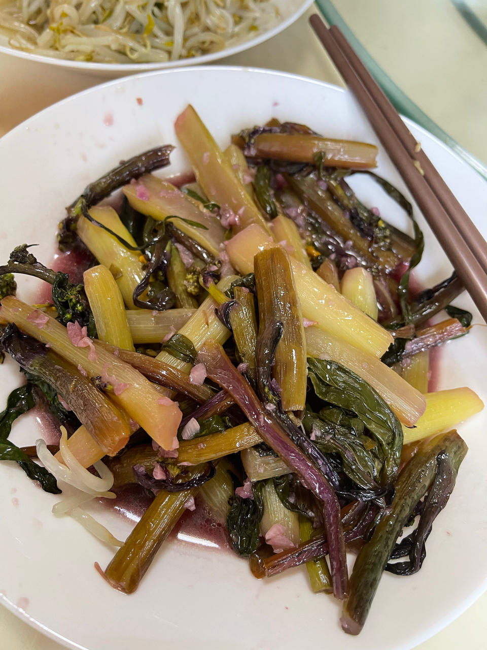 不放肉的爆炒红菜苔——超香