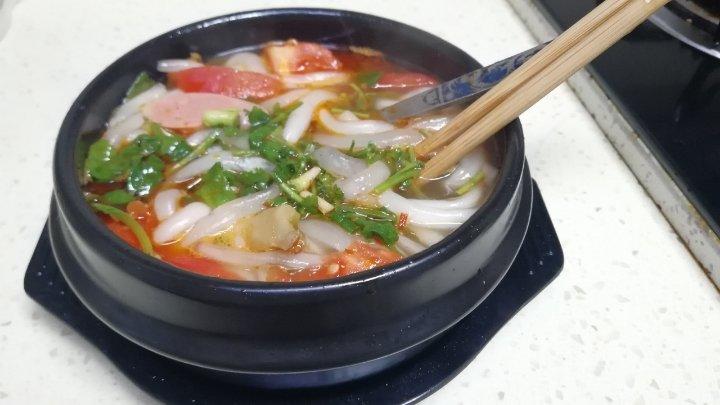 贵州酸汤土豆粉