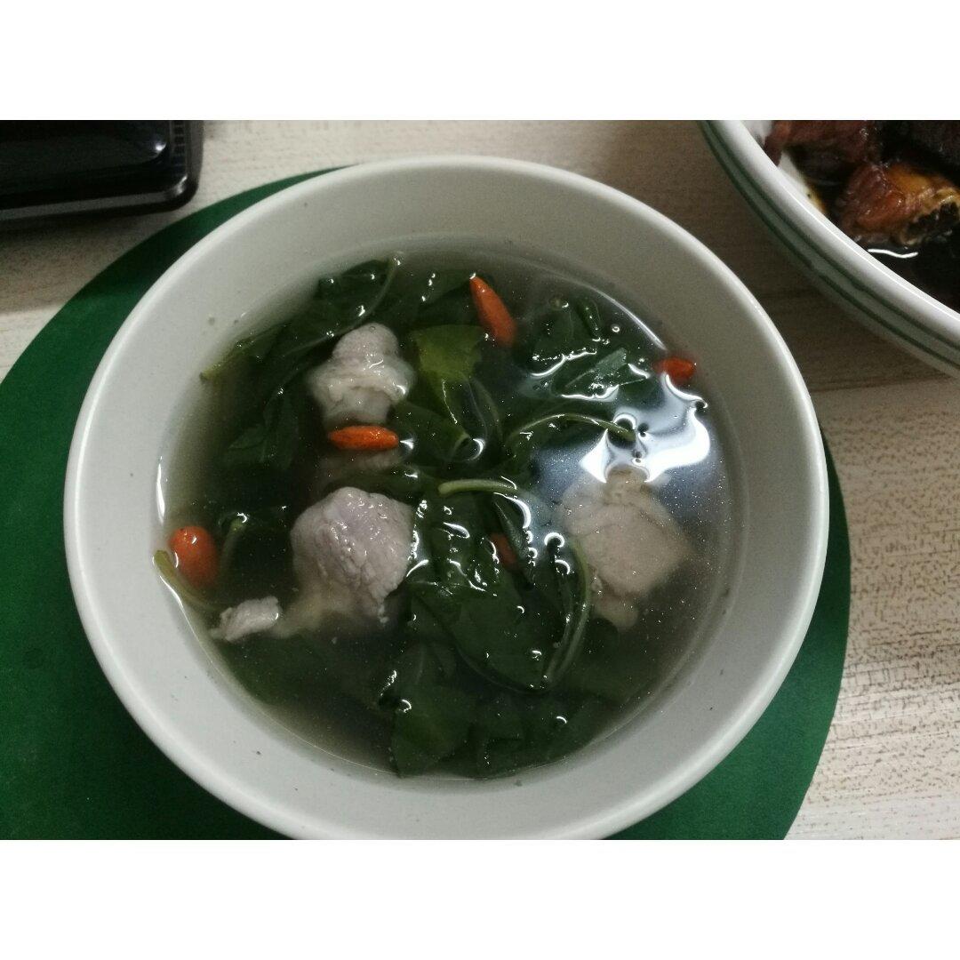 枸杞叶瘦肉汤