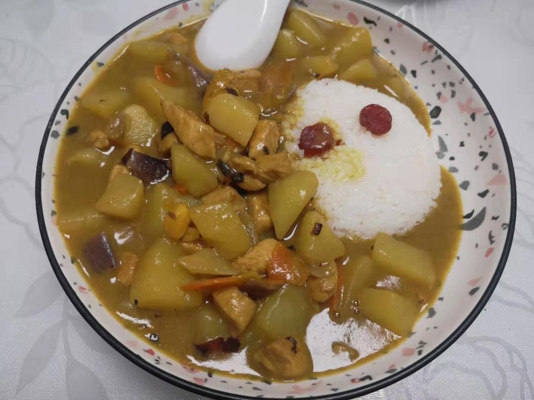 咖喱鸡肉饭
