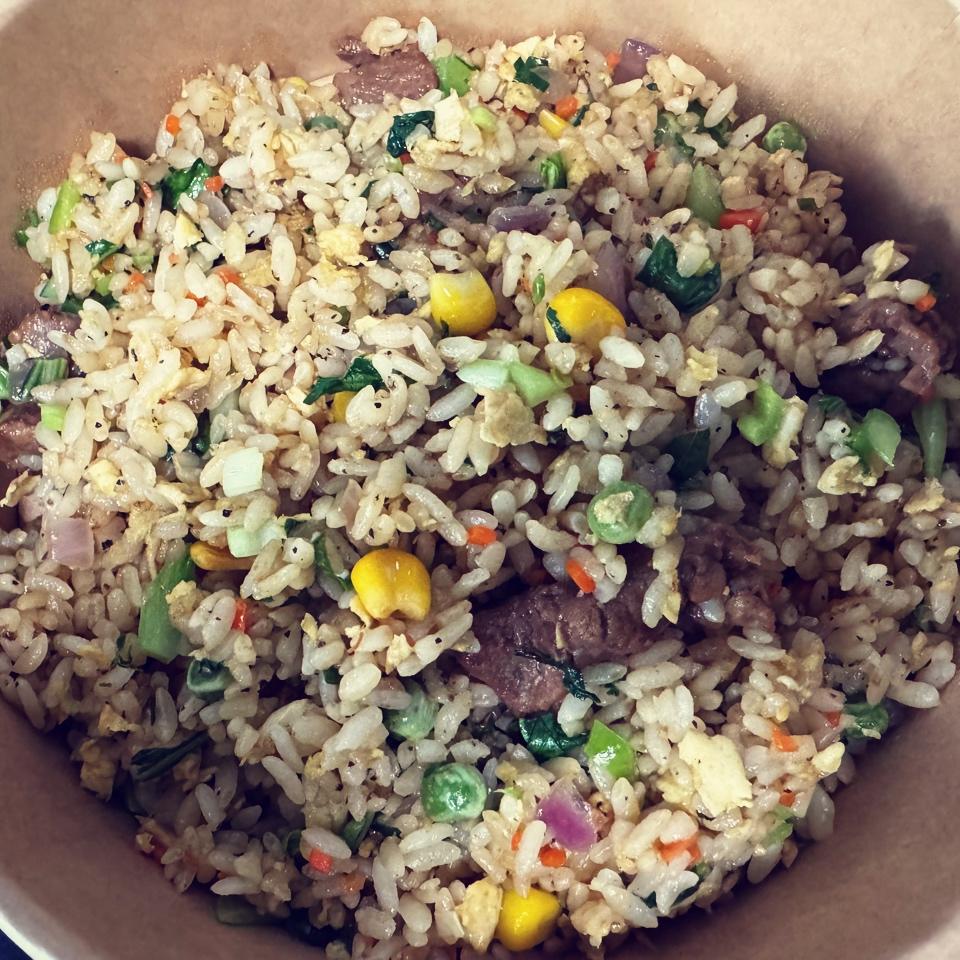 牛肉炒米饭