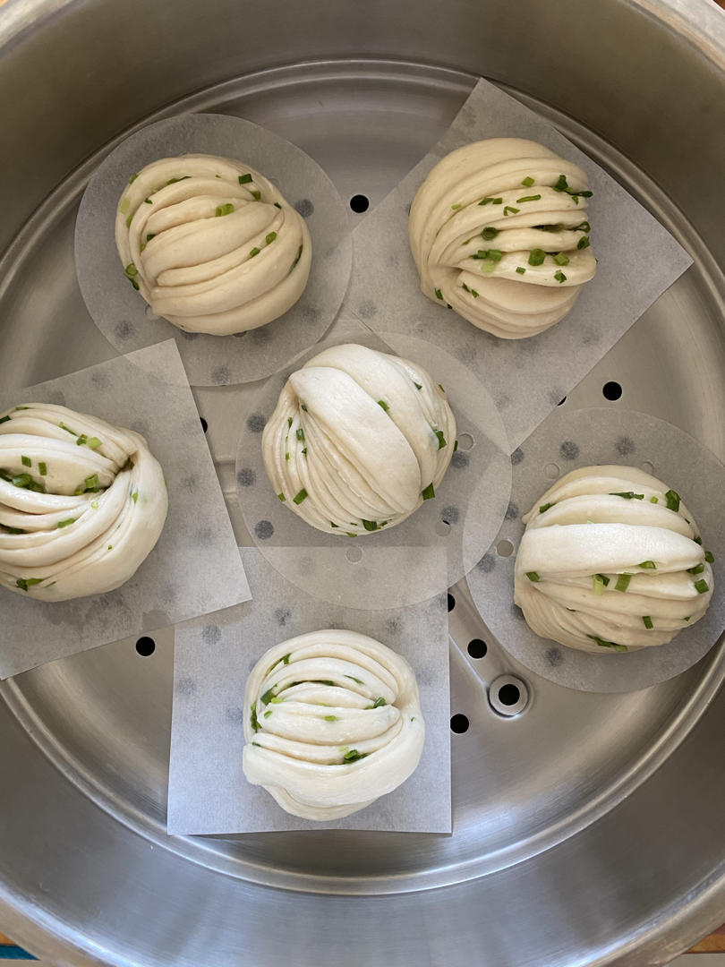 葱油花卷，一根筷子卷出漂亮的造型