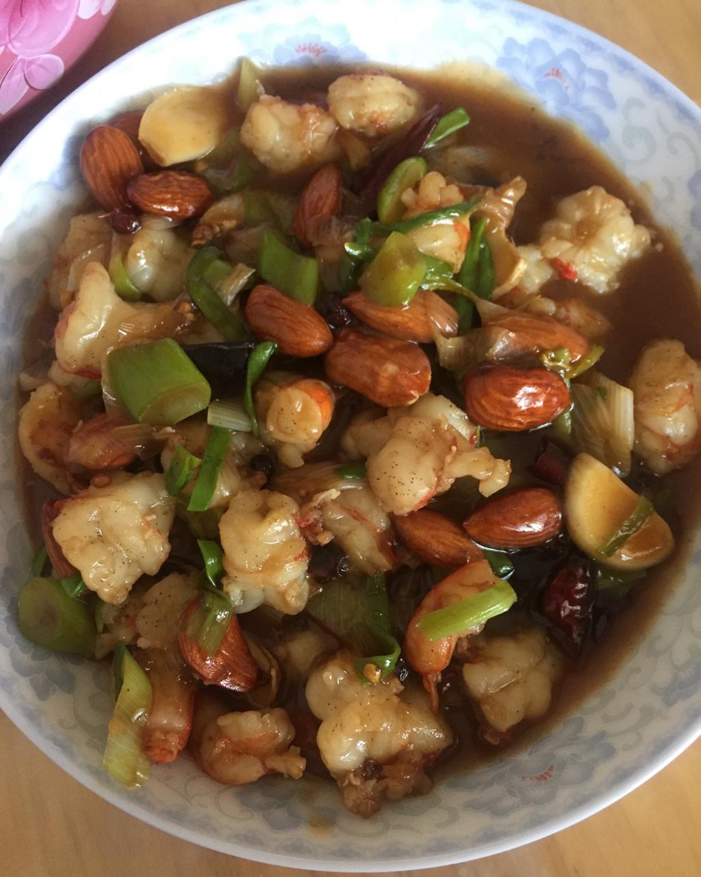 宫保虾球
