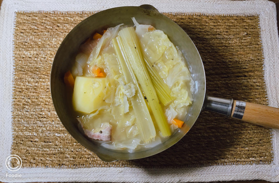 「问题餐厅」鲜甜蔬菜汤・ポトフ