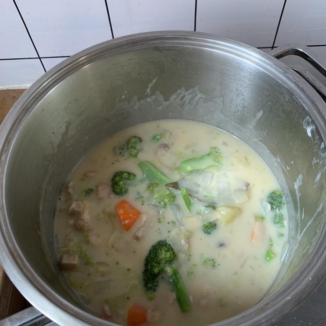 奶油炖菜