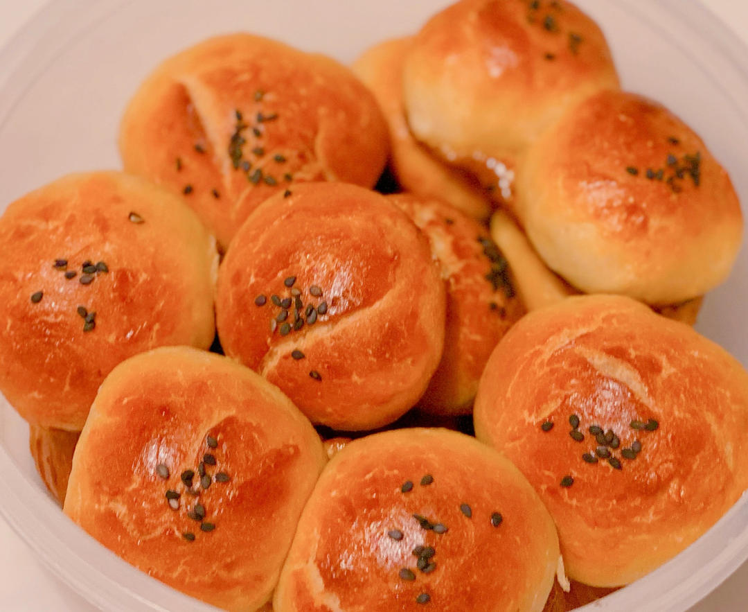 厨师界鬼才Sean Brock :白脱牛奶小餐包buttermilk rolls