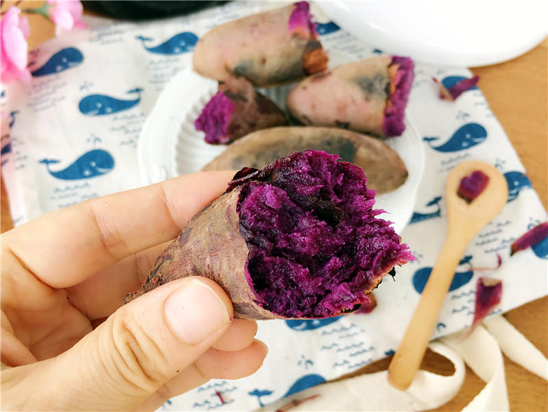 黑乐砂锅烤红薯