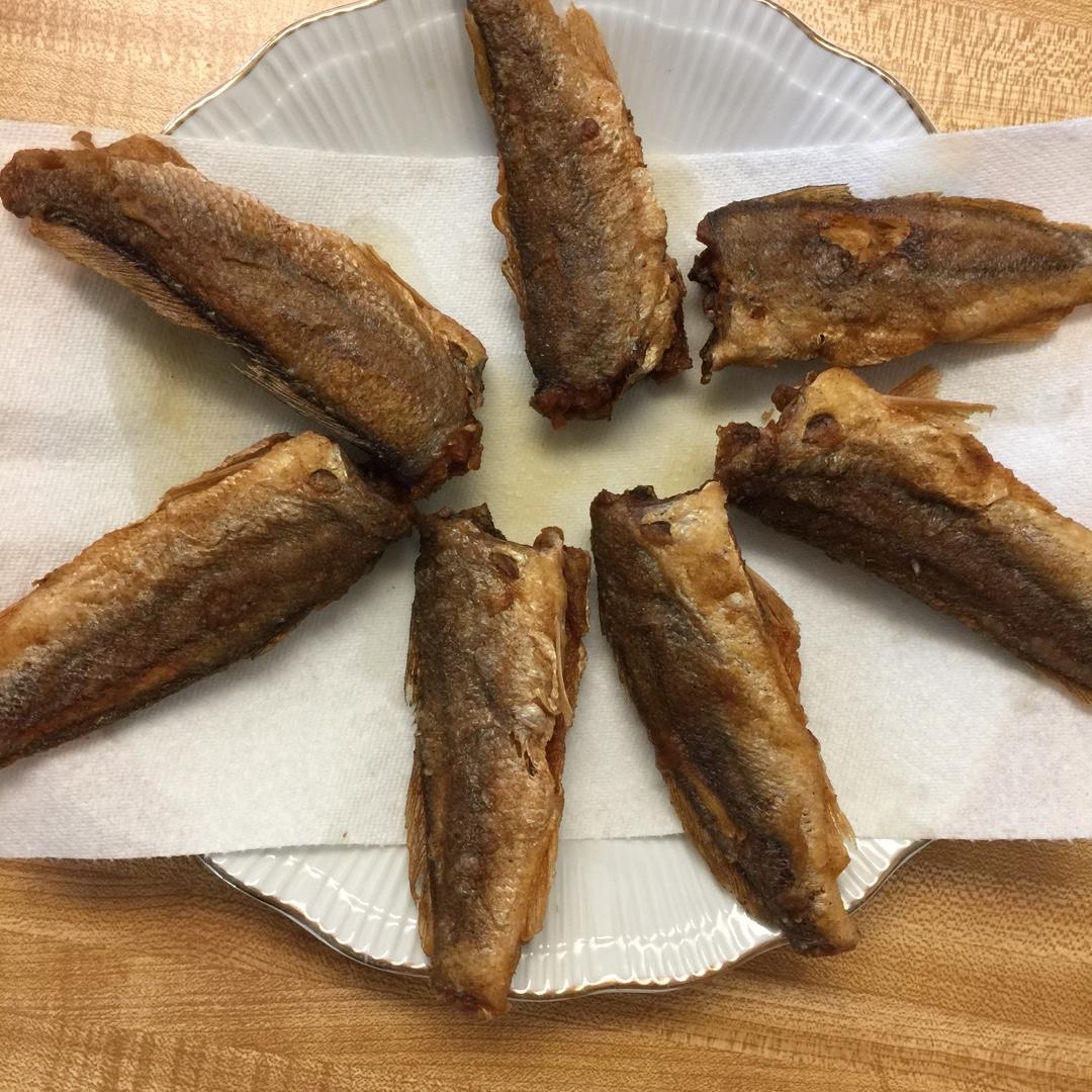 酥炸小黄花鱼