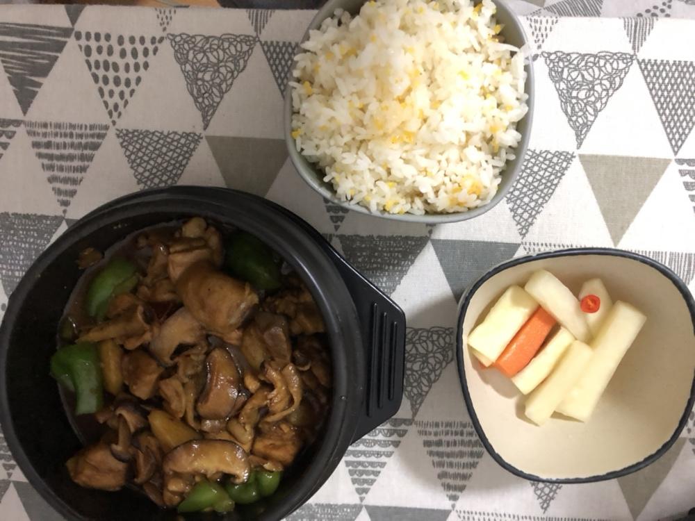 比饭店好吃很多倍的黄焖鸡