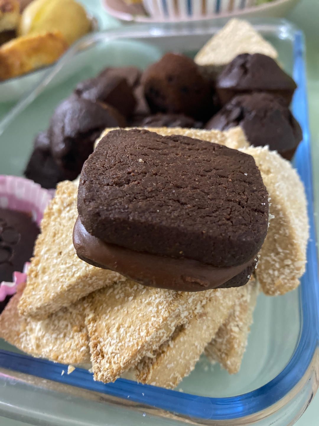 巧克力夹心饼干