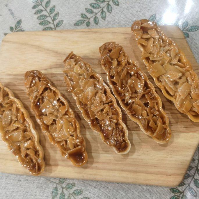 焦糖杏仁糯米船