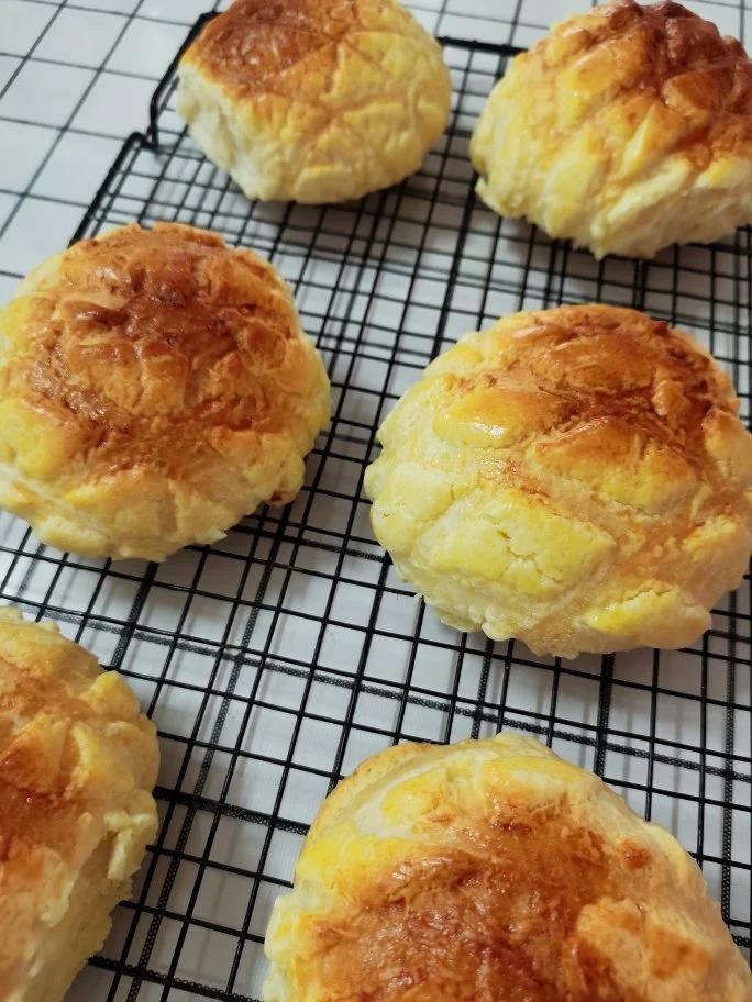 《Tinrry+》菠萝包（手揉教程）（帅帅小厨）