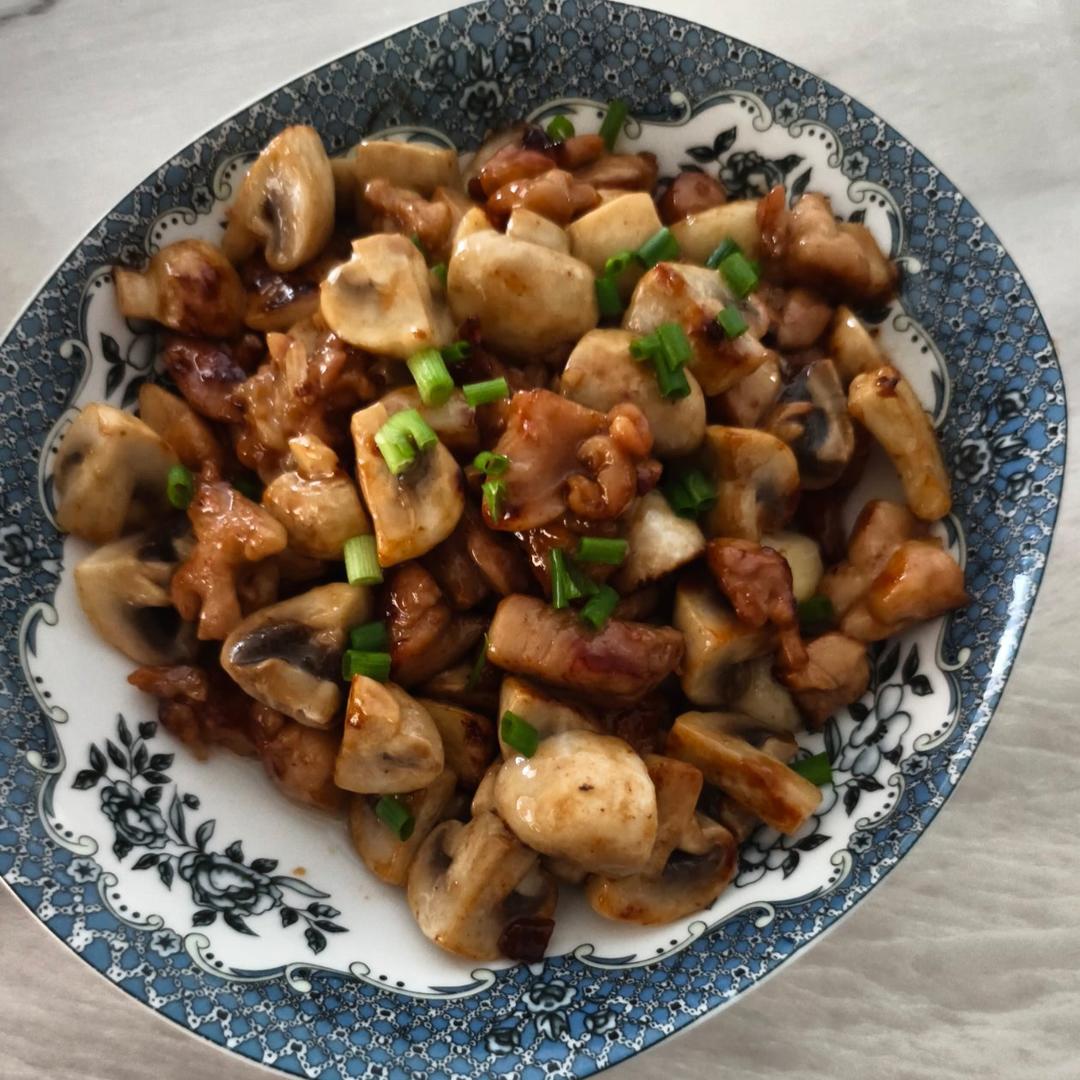 鲜美爽滑 口蘑滑鸡