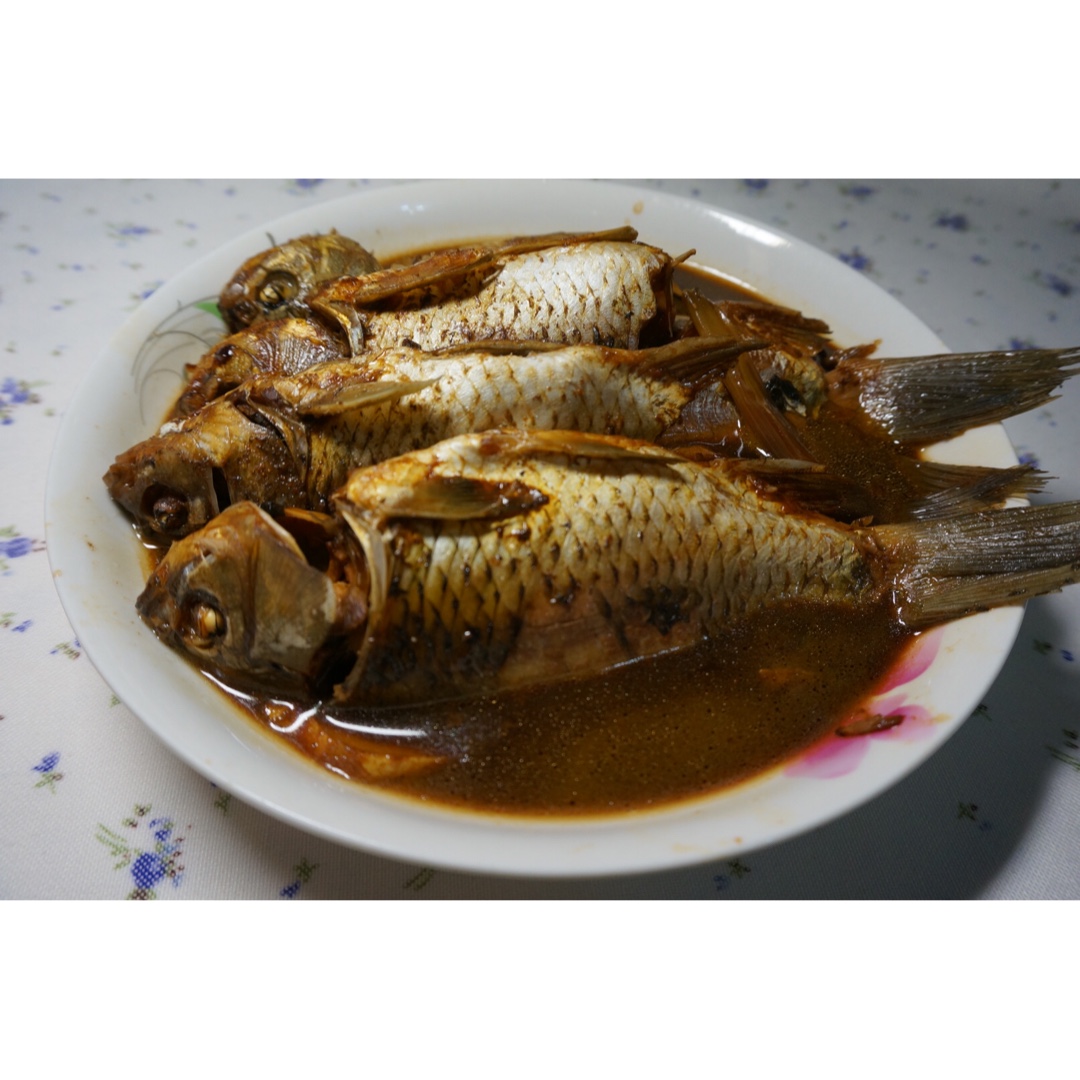 红烧鲫鱼