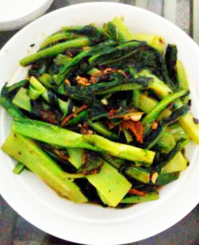 豆豉鲮鱼炒油麦菜