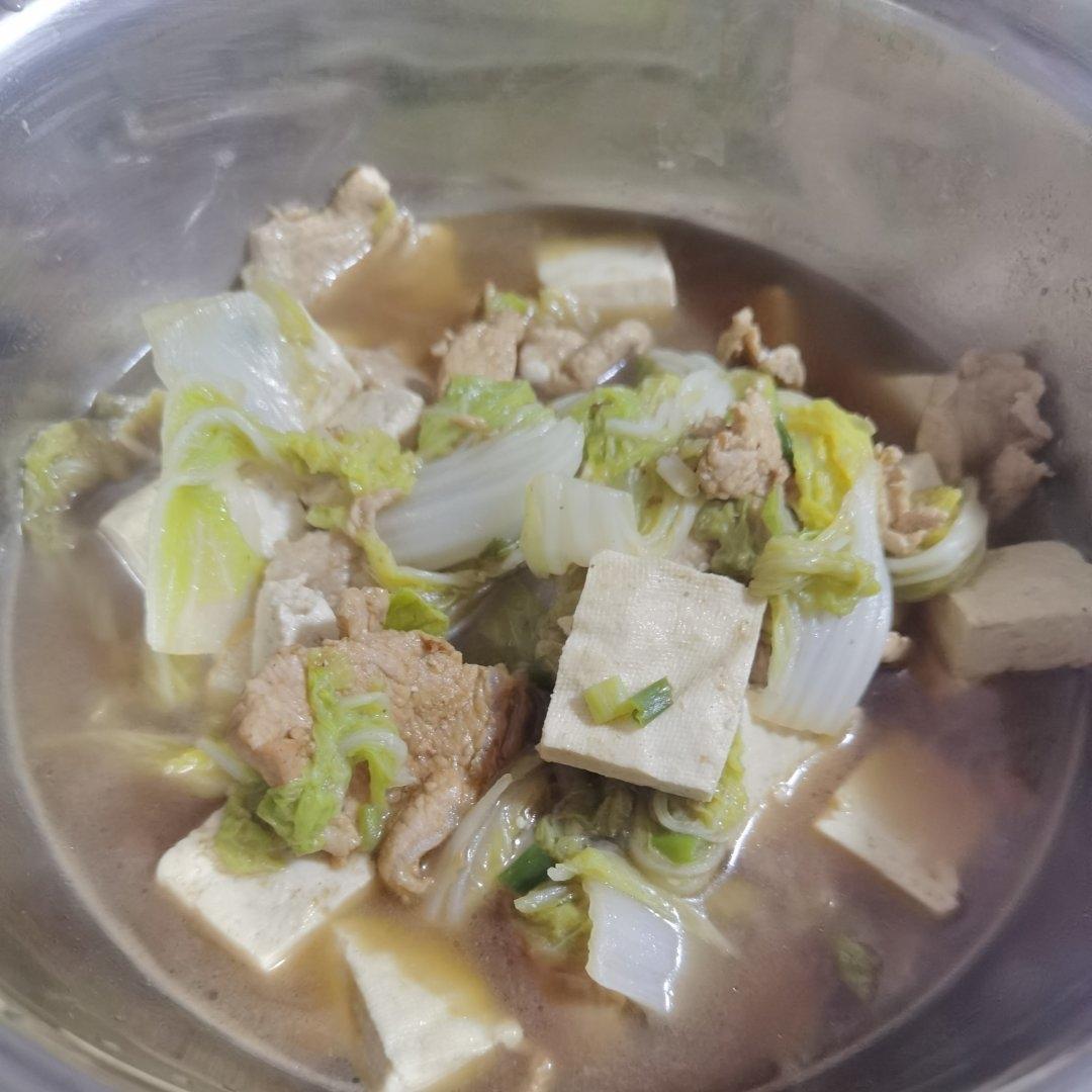 冬季最爱的家常菜！大白菜炖大豆腐或干豆腐