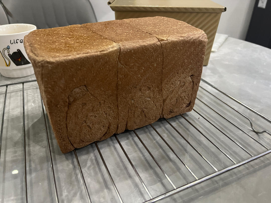 巧克力红枣核桃吐司