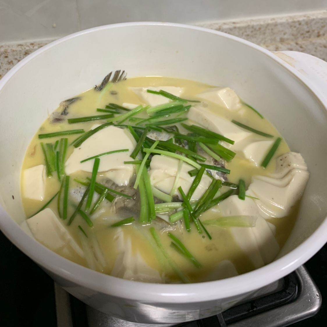 鲫鱼炖豆腐的做法 步骤6