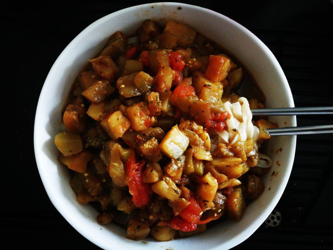 蒜香双茄打卤面