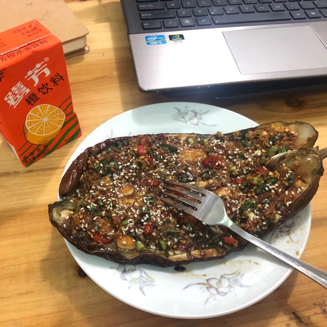 烤箱菜走起--蒜蓉烤茄子