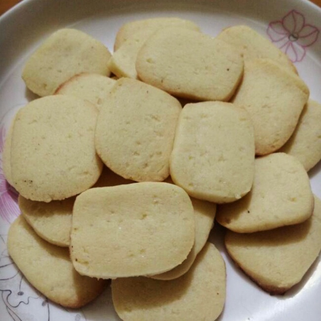 炼乳饼干