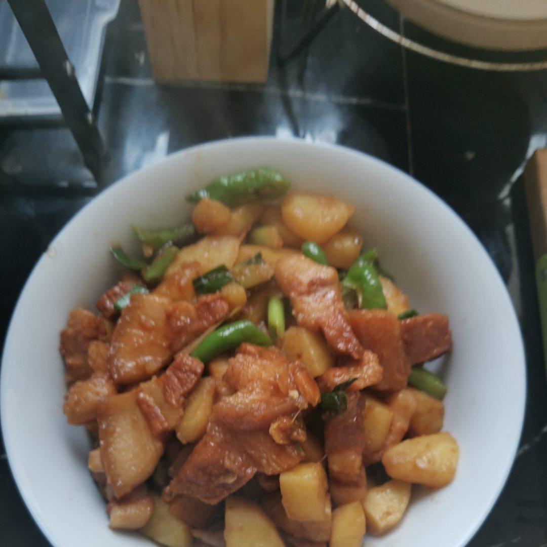 红烧肉炖土豆（丝毫不腻）