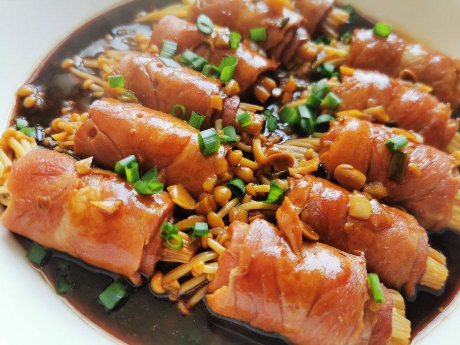 【金针菇肥牛卷】