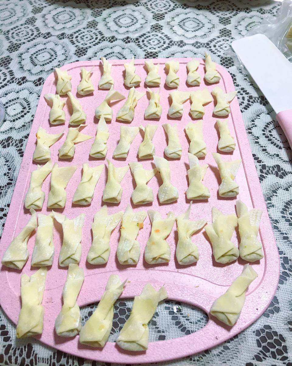 宝宝金鱼小馄饨