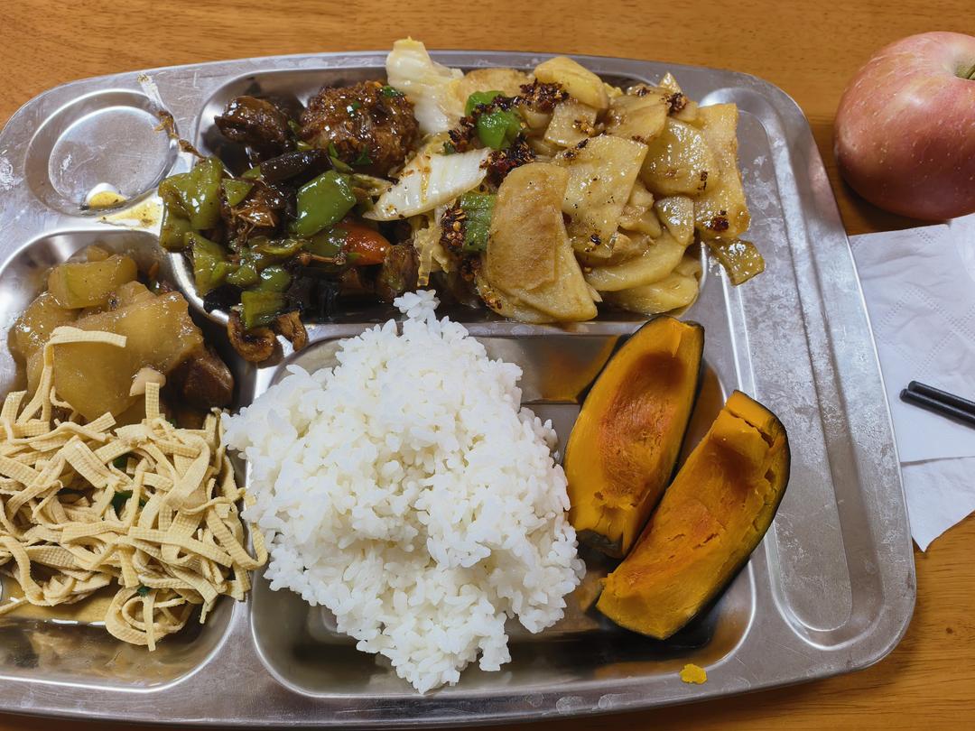 午餐•2025年12月16日